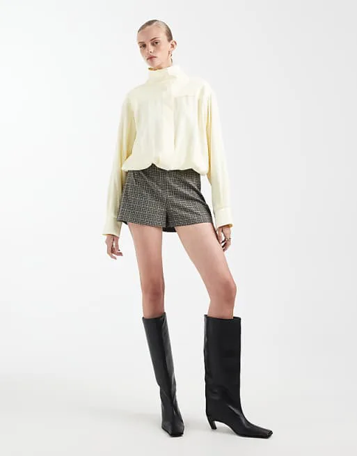 Серые шорты микро в клетку ASOS DESIGN
Серые шорты микро в клетку ASOS DESIGN