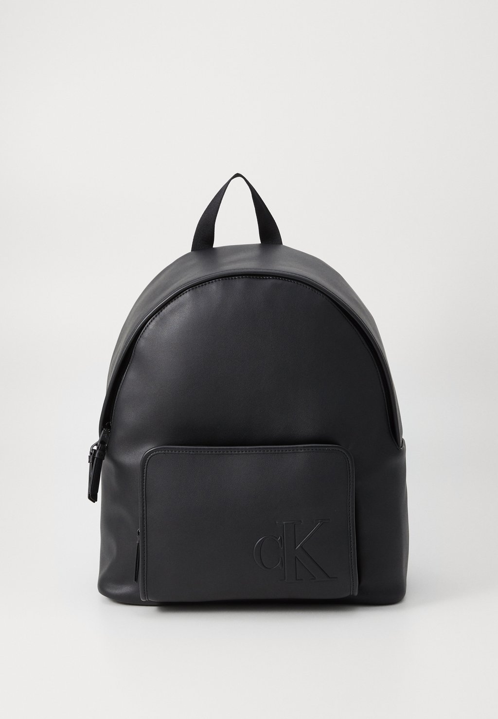 Рюкзак SCULPTED IMPRESSION BACKPACK 40 Calvin Klein Jeans, черный 
Рюкзак SCULPTED IMPRESSION BACKPACK 40 Calvin Klein Jeans, черный