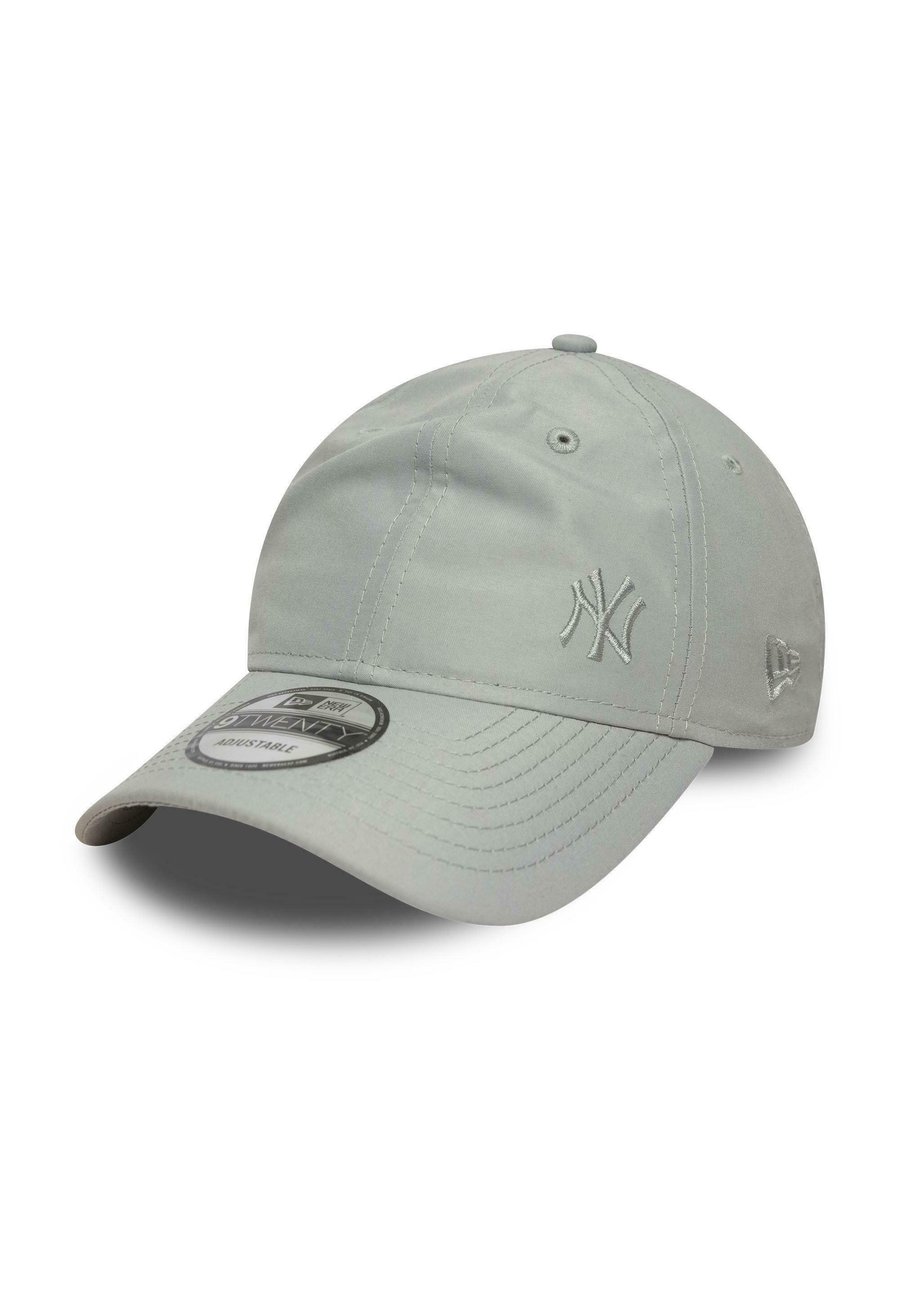 Бейсболка New Era NEW YORK YANKEES 9TWENTY FLAWLESS , Grau/Grey
Бейсболка New Era NEW YORK YANKEES 9TWENTY FLAWLESS , Grau/Grey