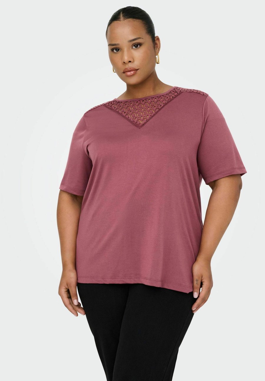 Футболка ONLY Carmakoma NORMAL GESCHNITTEN RUNDHALS , Crushed Berry/Rose Gold-Coloured, Красный, Футболка ONLY Carmakoma NORMAL GESCHNITTEN RUNDHALS , Crushed Berry/Rose Gold-Coloured
Футболка ONLY Carmakoma NORMAL GESCHNITTEN RUNDHALS , Crushed Berry/Rose Gold-Coloured, Красный, Футболка ONLY Carmakoma NORMAL GESCHNITTEN RUNDHALS , Crushed Berry/Rose Gold-Coloured