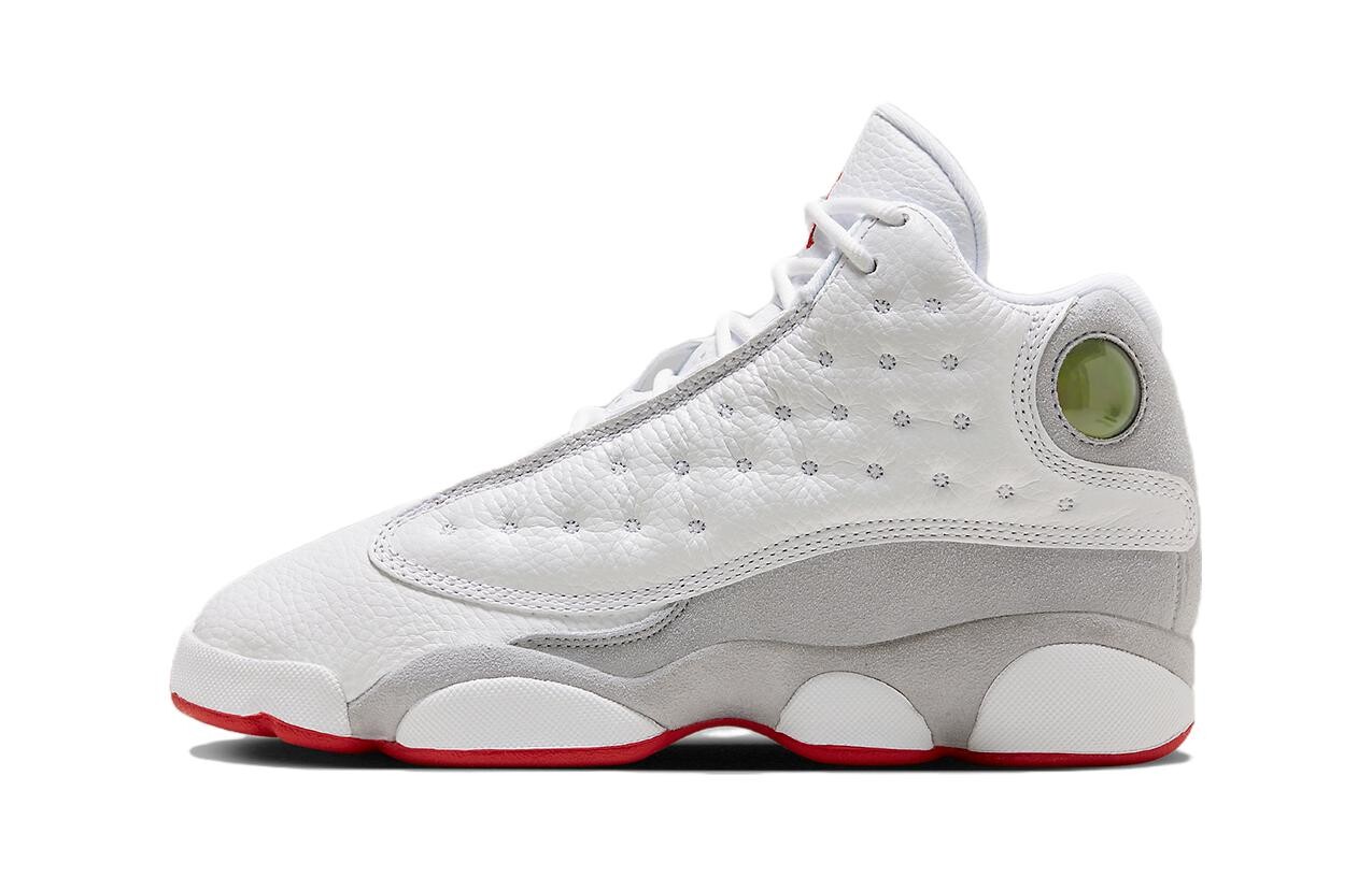 Jordan Air Jordan 13 Kids Баскетбольные кроссовки для детей, цвет white/wolf gray/true red
Jordan Air Jordan 13 Kids Баскетбольные кроссовки для детей, цвет white/wolf gray/true red
