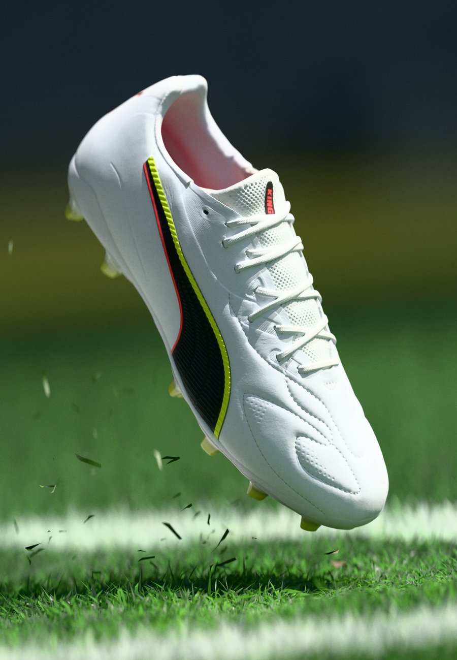 Кроссовки Puma KING 20 MATCH FG/AG, White/Glowing Red/Yellow Alert/Black
Кроссовки Puma KING 20 MATCH FG/AG, White/Glowing Red/Yellow Alert/Black