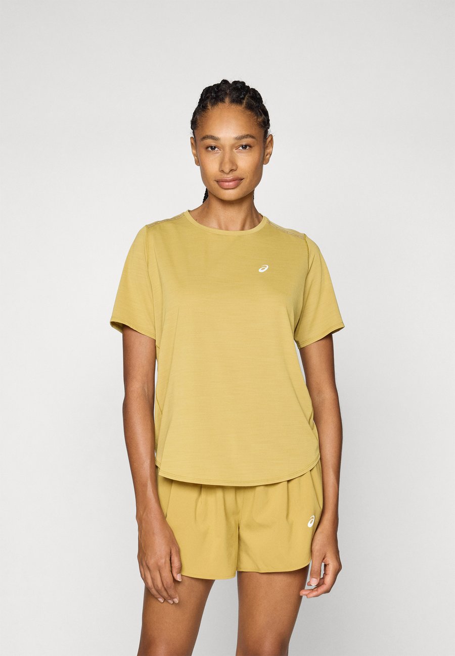 Футболка ASICS ROAD TOP, Lemongrass/Mustard Yellow
Футболка ASICS ROAD TOP, Lemongrass/Mustard Yellow