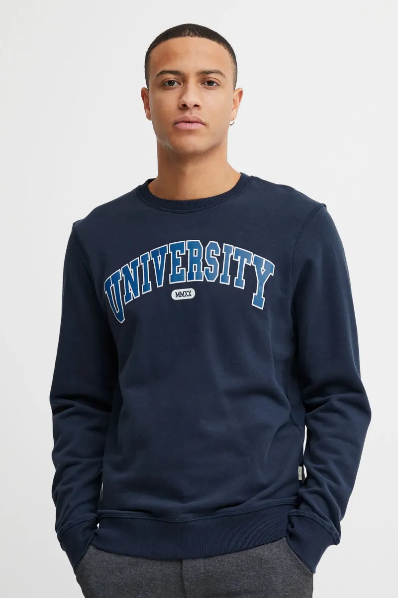 Толстовка 11 Project " 11 Project PRDAvin", цвет Dress Blues
Толстовка 11 Project " 11 Project PRDAvin", цвет Dress Blues