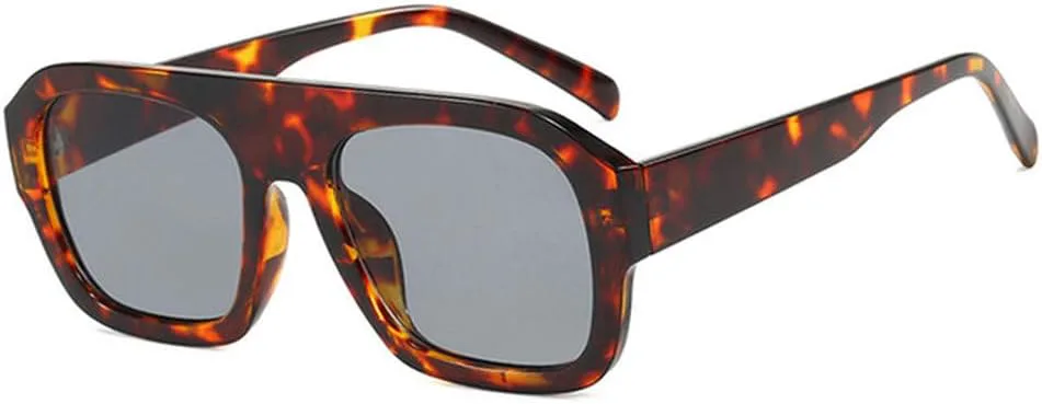 Роскошные солнцезащитные очки для женщин в винтажном стиле с толстой оправой и леопардовым принтом. Модные женские очки Polygon Eyewear generic, Leopard Gray
Роскошные солнцезащитные очки для женщин в винтажном стиле с толстой оправой и леопардовым принтом. Модные женские очки Polygon Eyewear generic, Leopard Gray