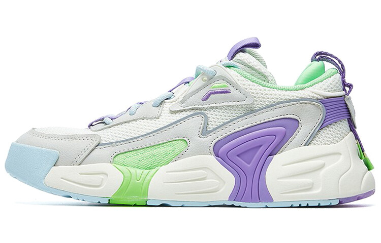 Винтажные мужские баскетбольные кроссовки FILA
Винтажные мужские баскетбольные кроссовки FILA