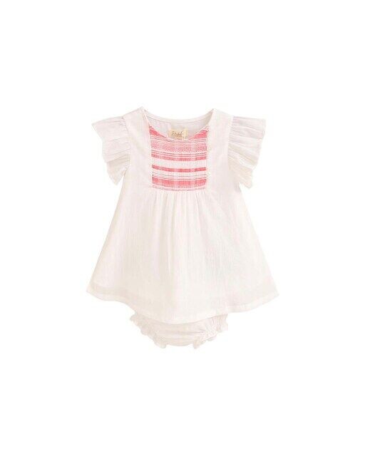 Платье для девочки с коралловыми полосками спереди и трусиками в тон Dadati, белый
Платье для девочки с коралловыми полосками спереди и трусиками в тон Dadati, белый