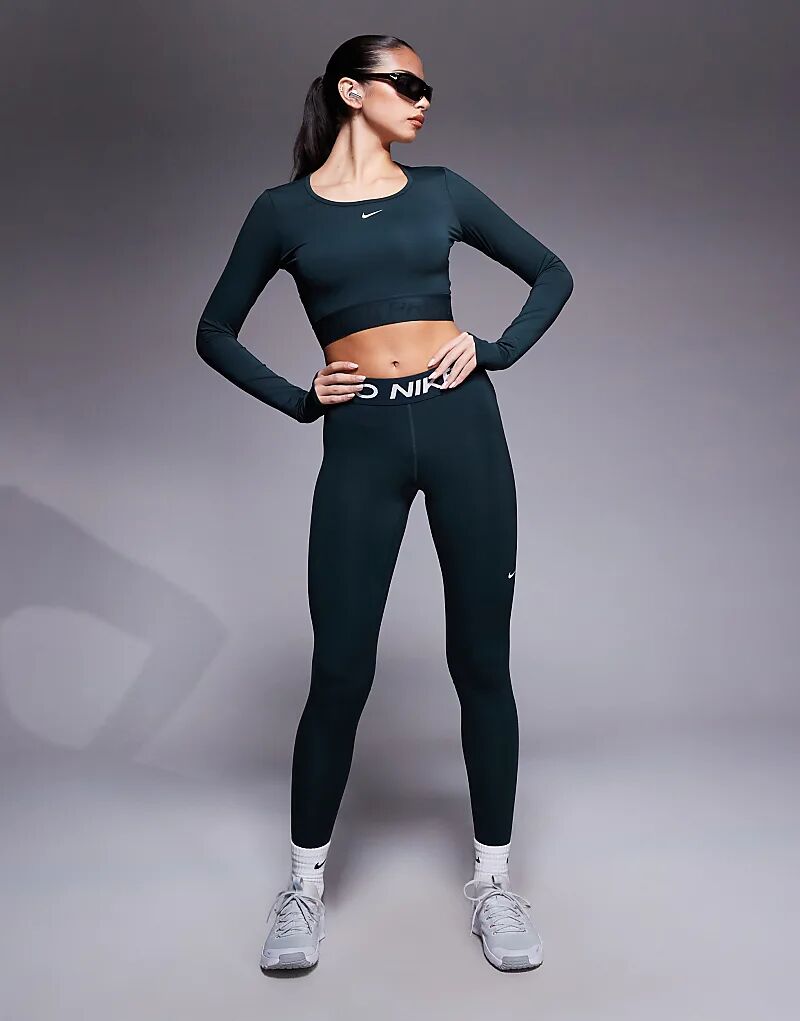 Леггинсы Nike Pro Training 365 темно-зеленого цвета
Леггинсы Nike Pro Training 365 темно-зеленого цвета