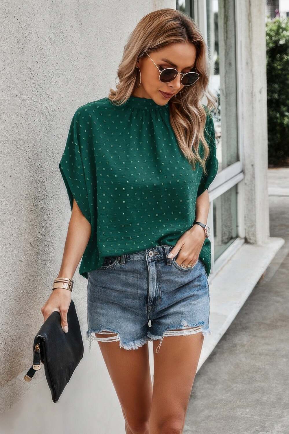 Швейцарская блуза в горох с высоким воротником и спущенным плечом TRUEDAMES, зеленый
Швейцарская блуза в горох с высоким воротником и спущенным плечом TRUEDAMES, зеленый