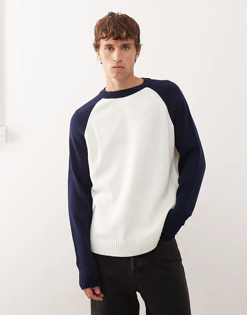 COLLUSION Трикотажный свитер реглан с темно-синими рукавами
COLLUSION Трикотажный свитер реглан с темно-синими рукавами