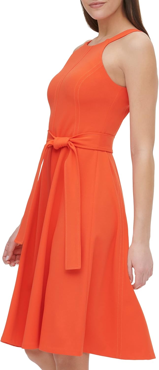 Женское платье Tommy Hilfiger с облегающим кроем и расклешенной юбкой, Grenadine
Женское платье Tommy Hilfiger с облегающим кроем и расклешенной юбкой, Grenadine