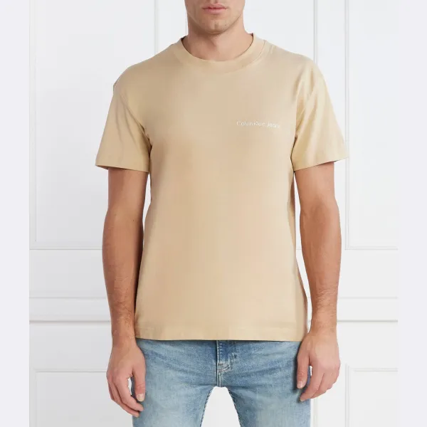 Футболка стандартного кроя Calvin Klein, бежевый
Футболка стандартного кроя Calvin Klein, бежевый