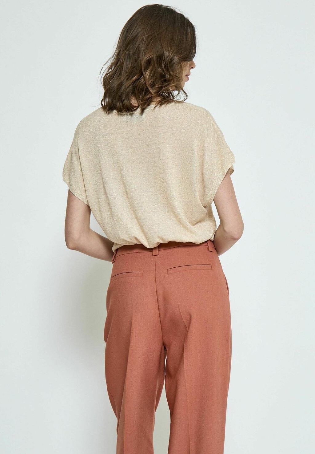 Базовая футболка CARLINA BATSLEEVE Minus, золотой
Базовая футболка CARLINA BATSLEEVE Minus, золотой