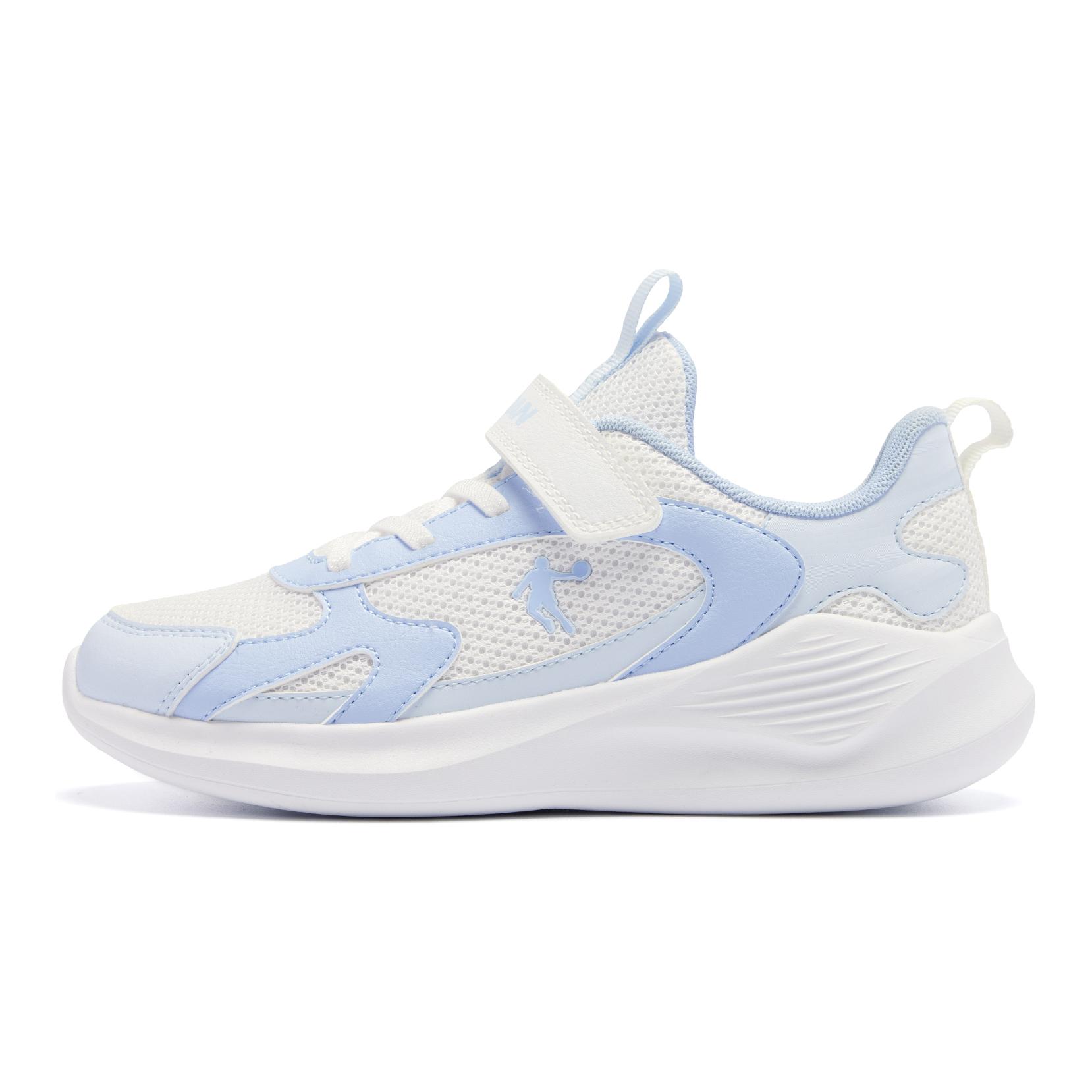 QIAODAN Антискользящие износостойкие низкие детские беговые кроссовки White Blue
QIAODAN Антискользящие износостойкие низкие детские беговые кроссовки White Blue