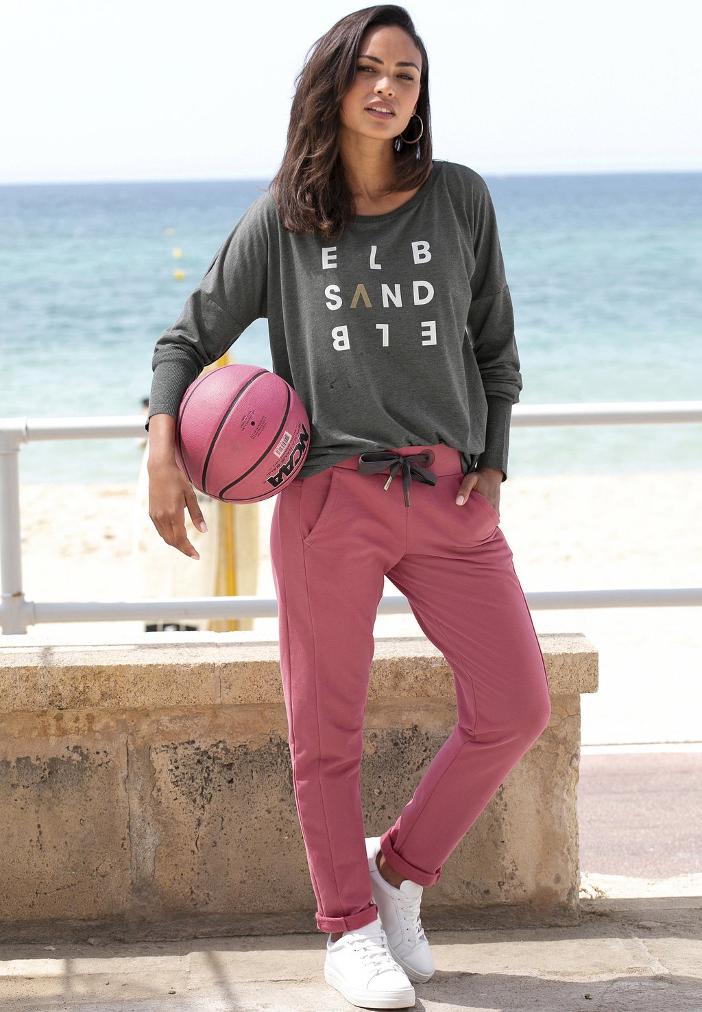 Топ с длинными рукавами LONGSLEEVE Elbsand, темно-серый
Топ с длинными рукавами LONGSLEEVE Elbsand, темно-серый