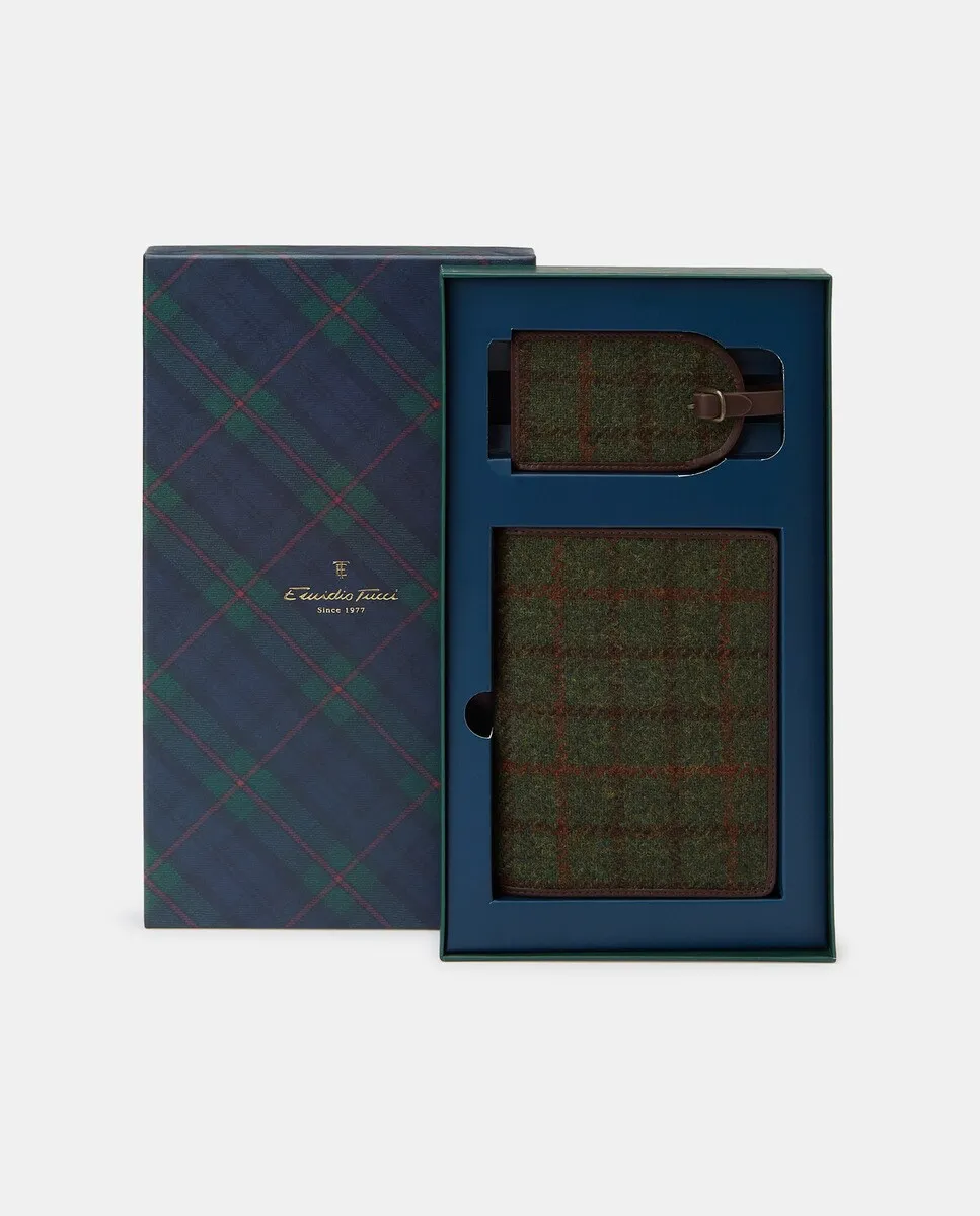 Кошелек мужской Emidio Tucci, коричневый
Кошелек мужской Emidio Tucci, коричневый