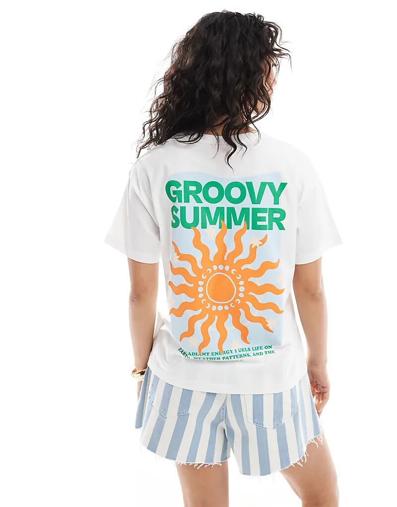 Футболка JJXX свободного кроя с принтом солнца белого цвета 
Футболка JJXX свободного кроя с принтом солнца белого цвета