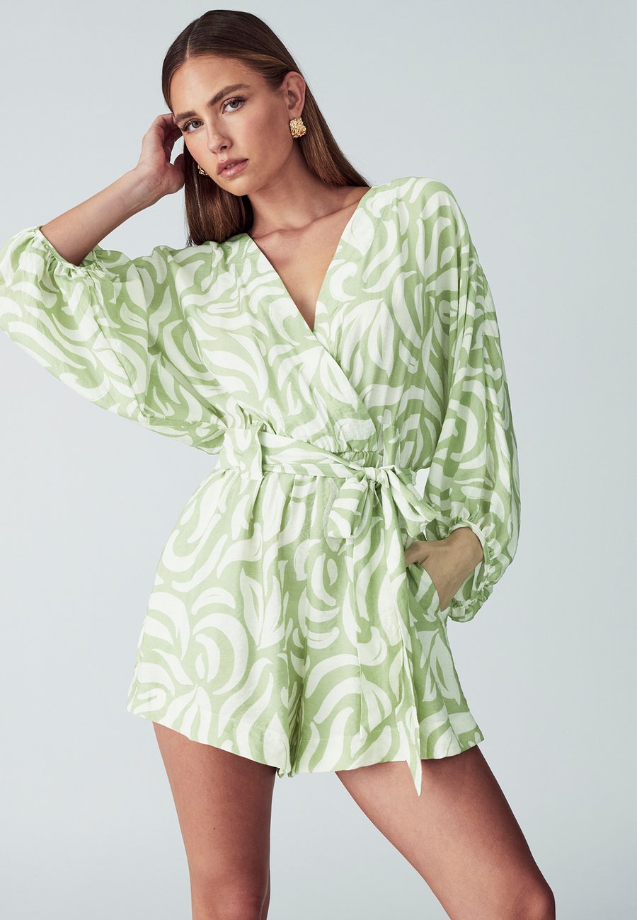 Комбинезон ST MRLO MAYA, Sage Strokes/Green
Комбинезон ST MRLO MAYA, Sage Strokes/Green