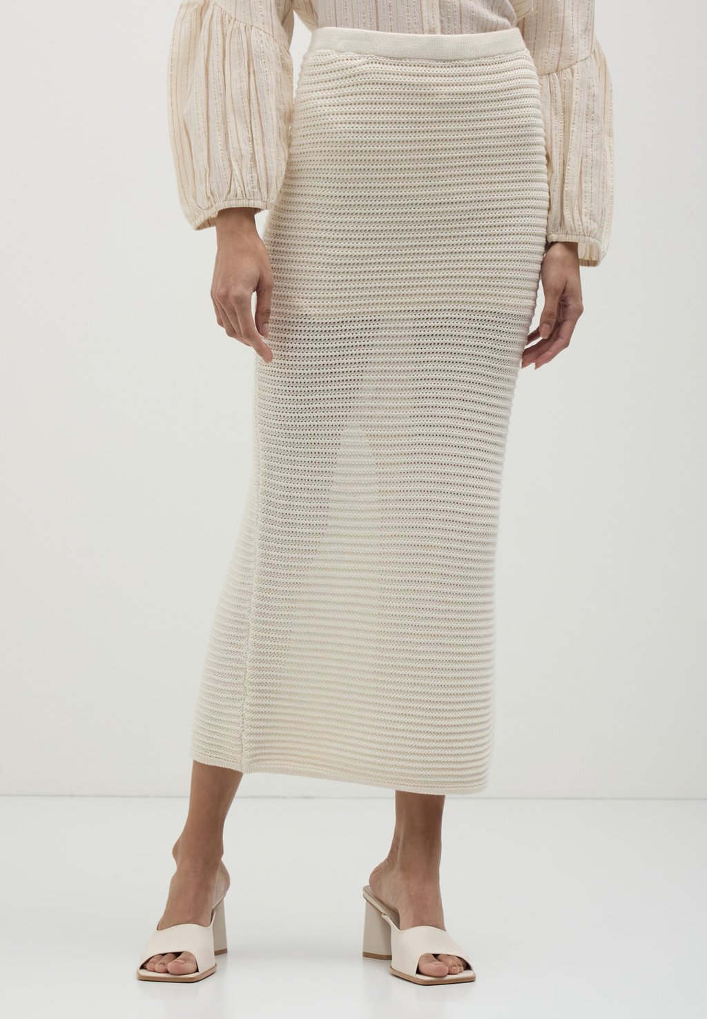 Юбка-карандаш CON SPACCO Calliope, белый
Юбка-карандаш CON SPACCO Calliope, белый