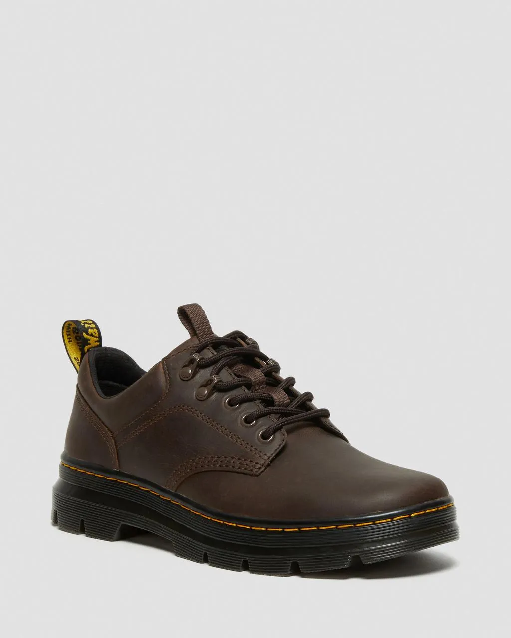 Кожаные туфли Dr. Martens Reeder Crazy Horse, цвет Dark Brown — Crazy Horse
Кожаные туфли Dr. Martens Reeder Crazy Horse, цвет Dark Brown — Crazy Horse