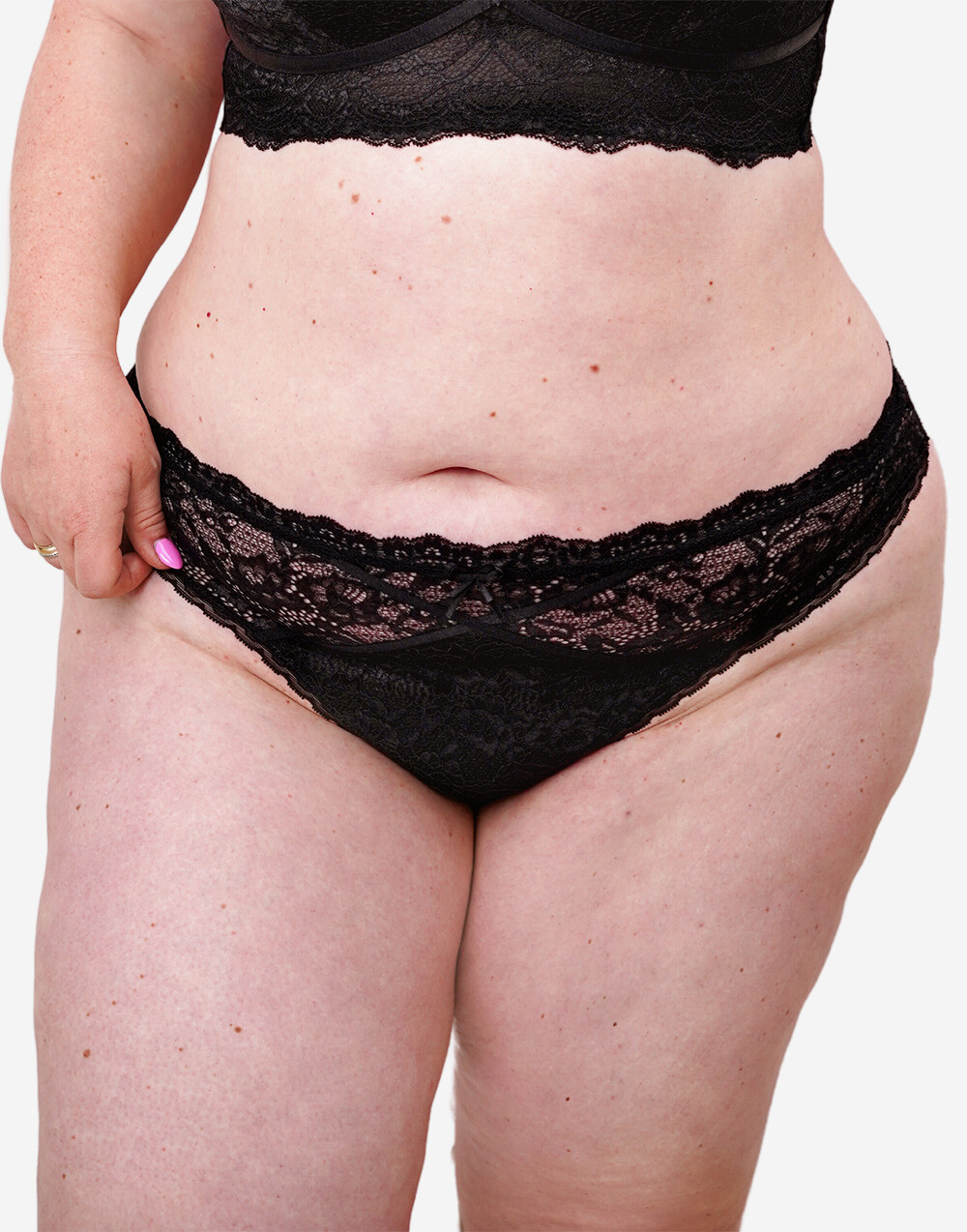 Трусы SugarShape Brazilian Eliana Velvet, цвет black satin
Трусы SugarShape Brazilian Eliana Velvet, цвет black satin