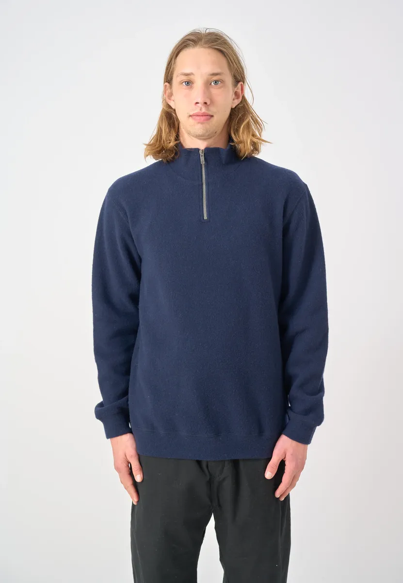 Вязаный свитер Cleptomanicx "Noitch" с проклеенным трикотажем внутри, синий
Вязаный свитер Cleptomanicx "Noitch" с проклеенным трикотажем внутри, синий