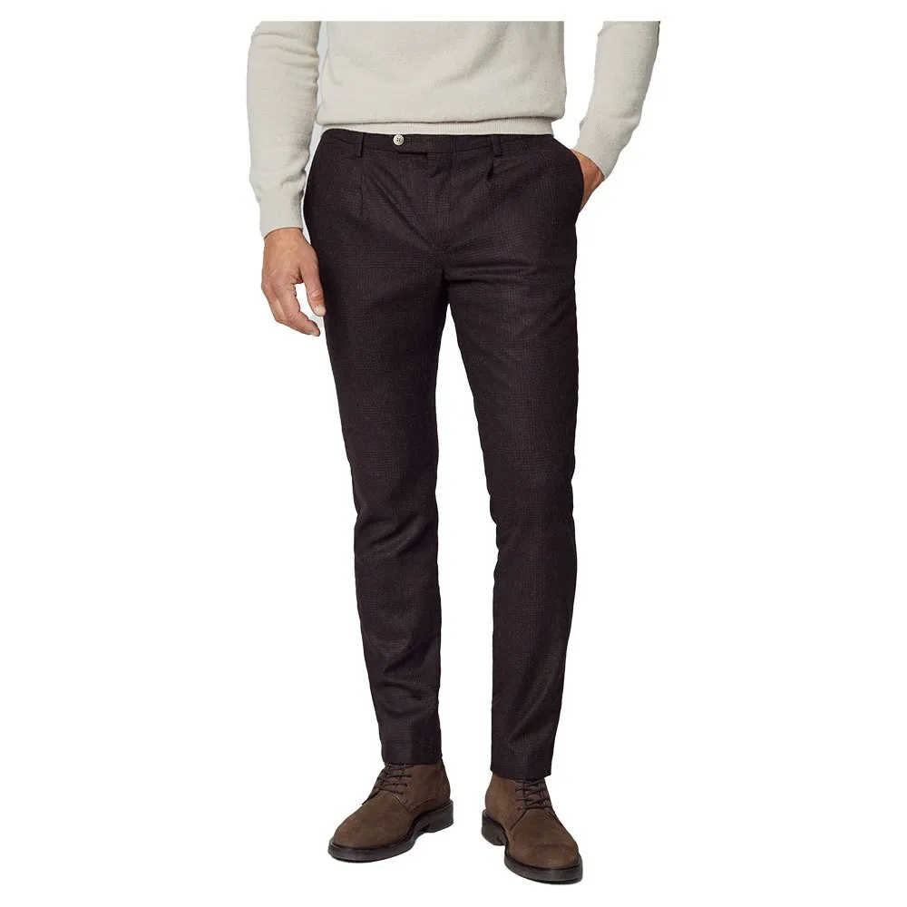 Брюки Hackett Pow, коричневый
Брюки Hackett Pow, коричневый