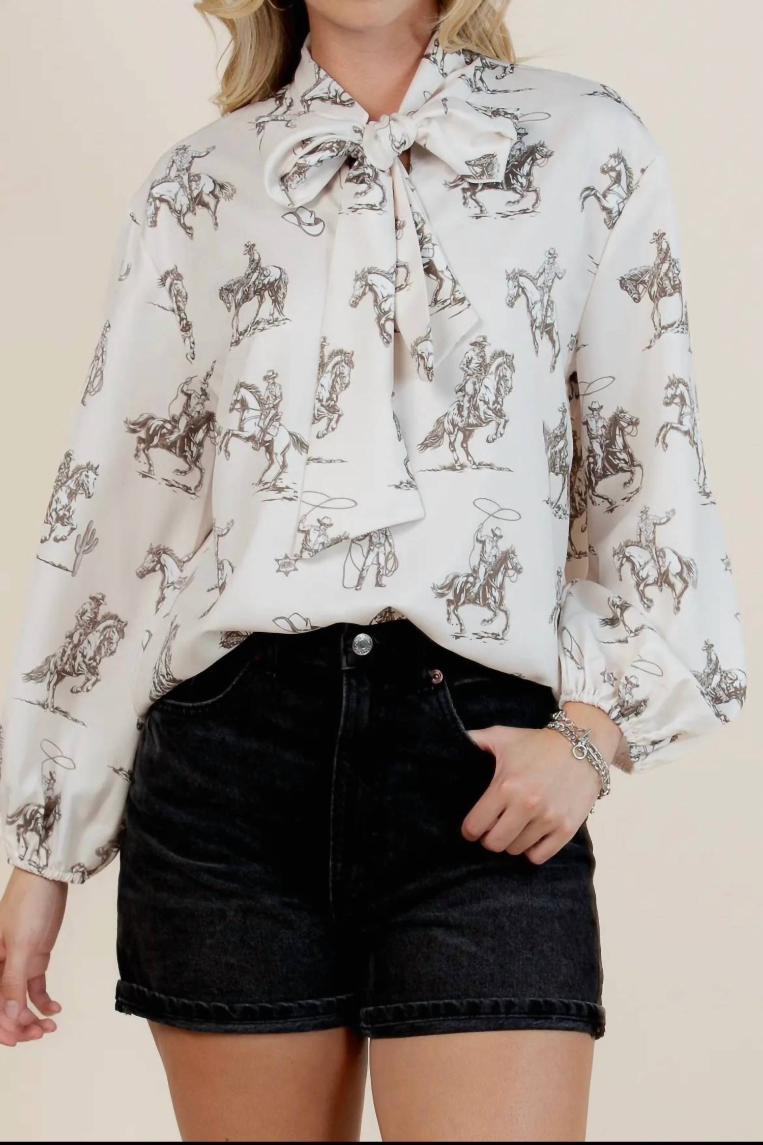 Nylon Apparel Ковбойская футболка шерифа белого цвета
Nylon Apparel Ковбойская футболка шерифа белого цвета