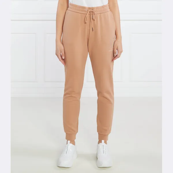 Спортивные брюки стандартного кроя Armani Exchange, коричневый
Спортивные брюки стандартного кроя Armani Exchange, коричневый