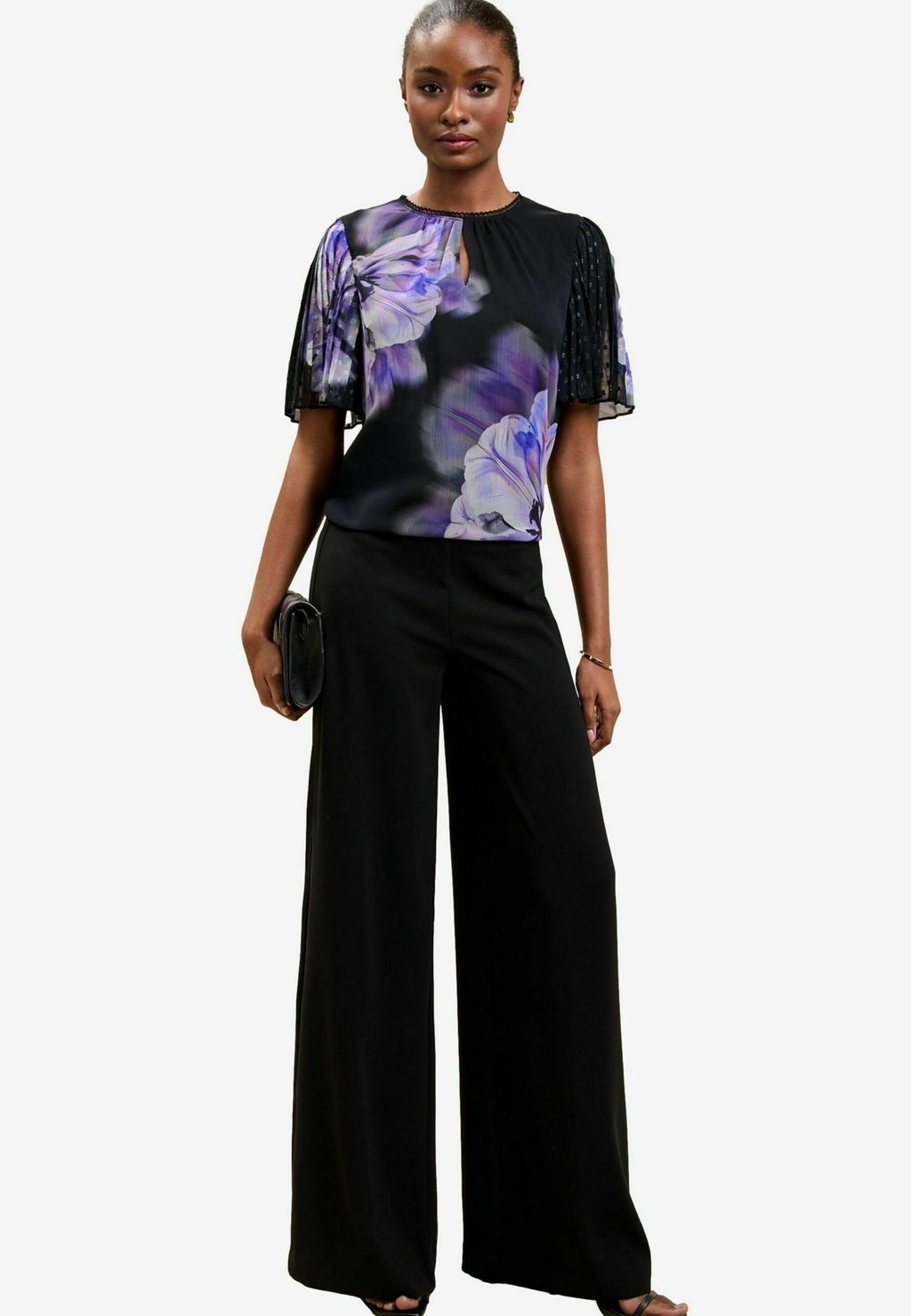 Блуза PRINTED SLEEVE Lipsy, черный
Блуза PRINTED SLEEVE Lipsy, черный