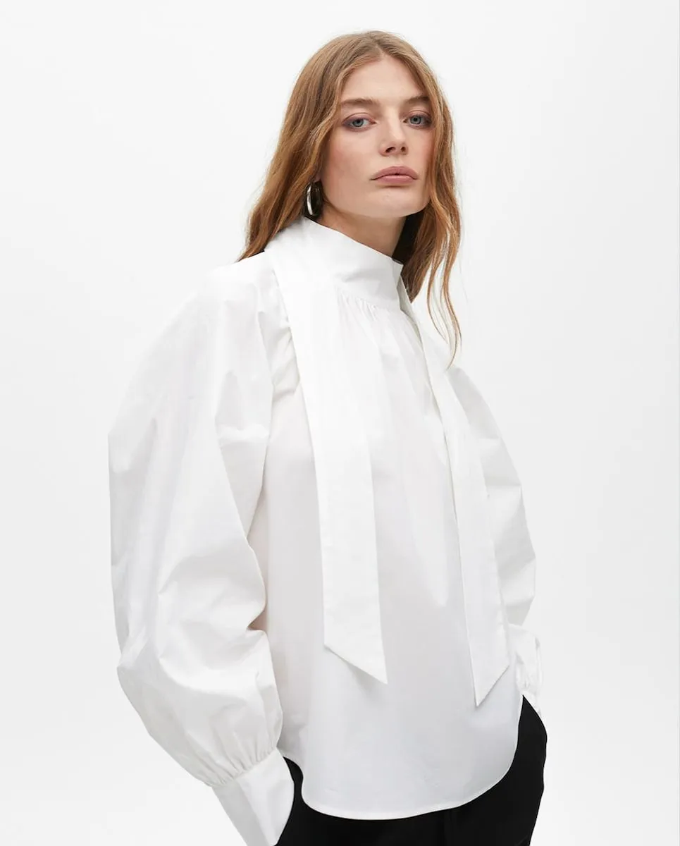 Женская блузка с завязкой на шее и пышными рукавами Lola Casademunt, белый
Женская блузка с завязкой на шее и пышными рукавами Lola Casademunt, белый