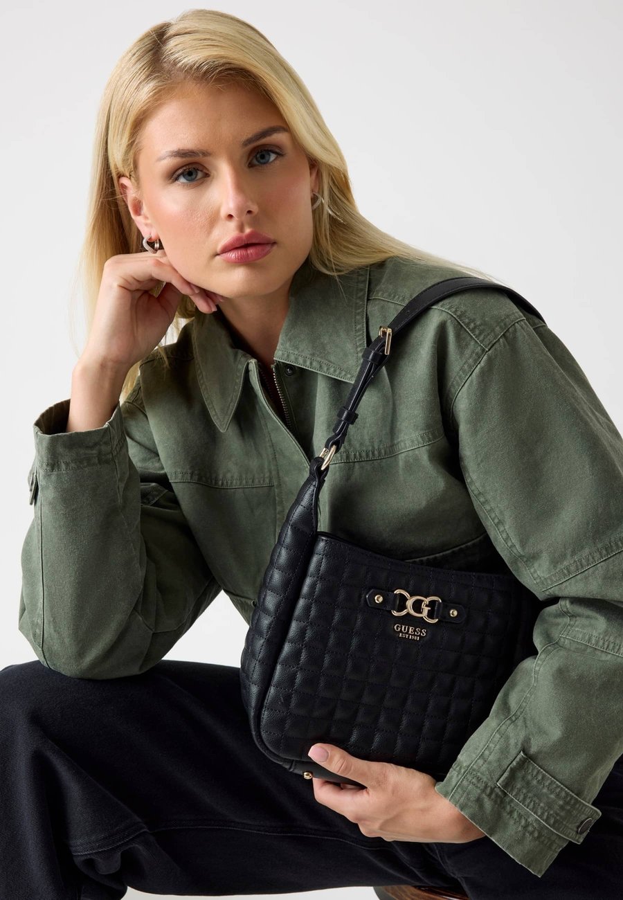 Сумка Guess Handbag, Schwarz/Black
Сумка Guess Handbag, Schwarz/Black