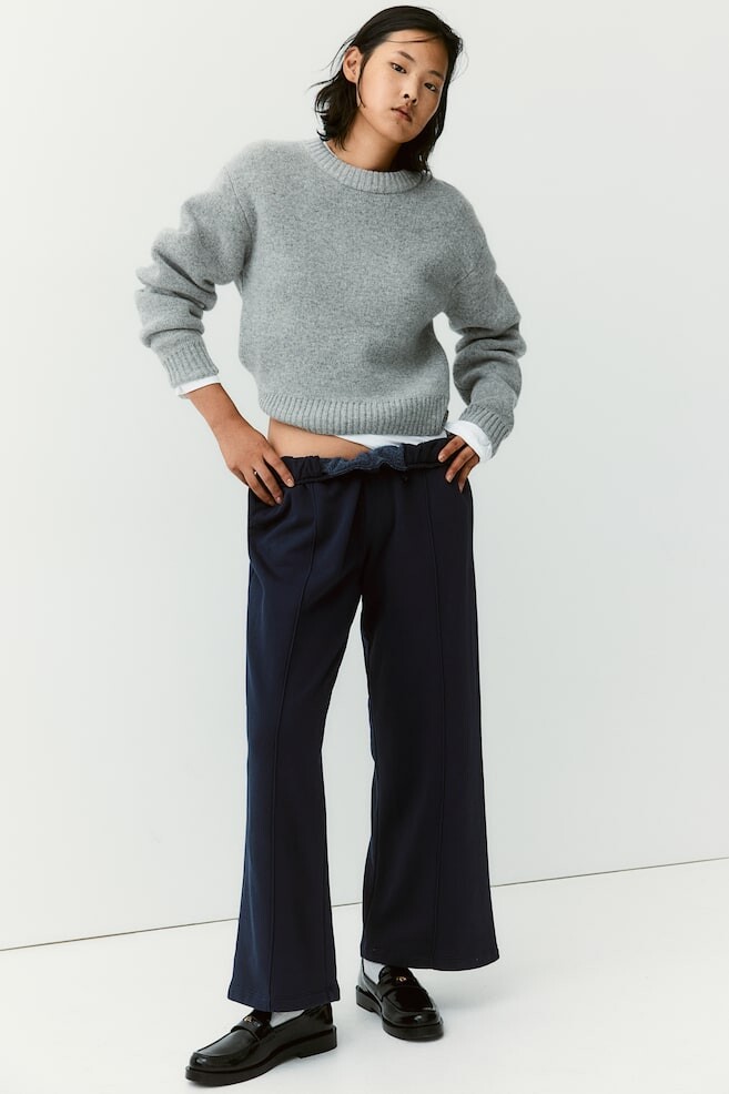 Спортивные штаны с зажатыми складками H&M, синий
Спортивные штаны с зажатыми складками H&M, синий