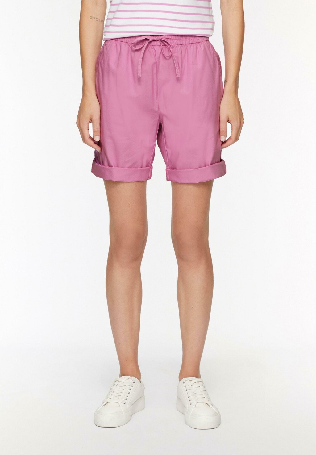 Шорты MIT ELASTIKBUND UND ANGEDEUTETEN TASCHEN s.Oliver, розовый
Шорты MIT ELASTIKBUND UND ANGEDEUTETEN TASCHEN s.Oliver, розовый