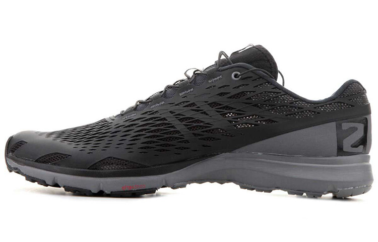 Кроссовки мужские низкие черные Salomon
Кроссовки мужские низкие черные Salomon