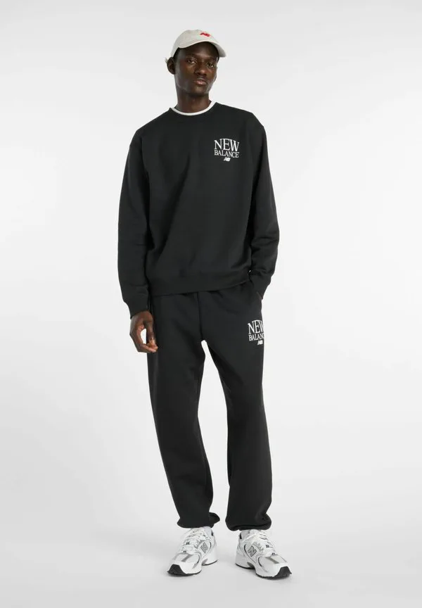 Переосмысленная толстовка для команды New Balance, Black, Черный, Переосмысленная толстовка для команды New Balance, Black
Переосмысленная толстовка для команды New Balance, Black, Черный, Переосмысленная толстовка для команды New Balance, Black