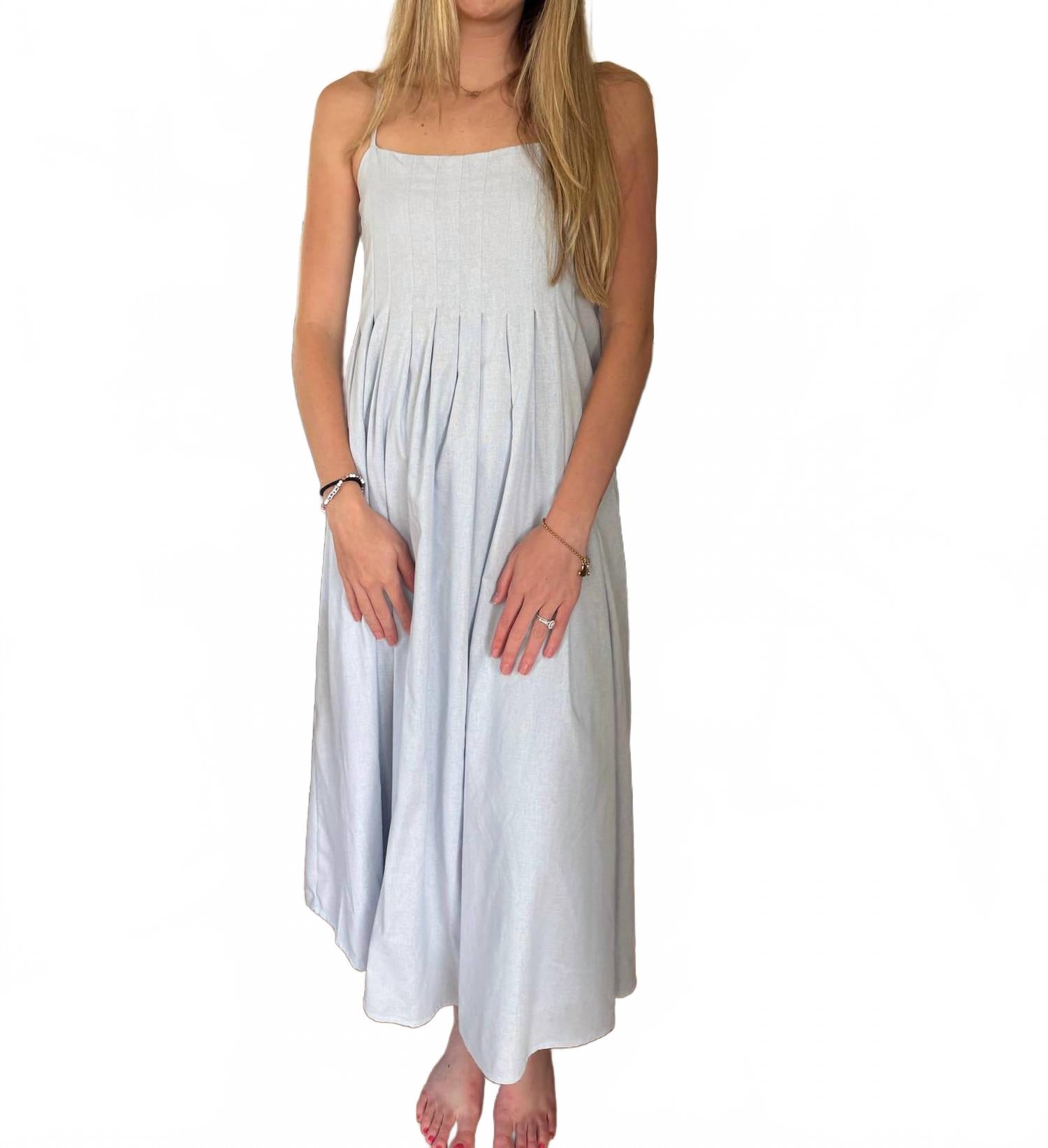 Платье миди из льна с защипами Brooks Pintuck в синем цвете Needii
Платье миди из льна с защипами Brooks Pintuck в синем цвете Needii