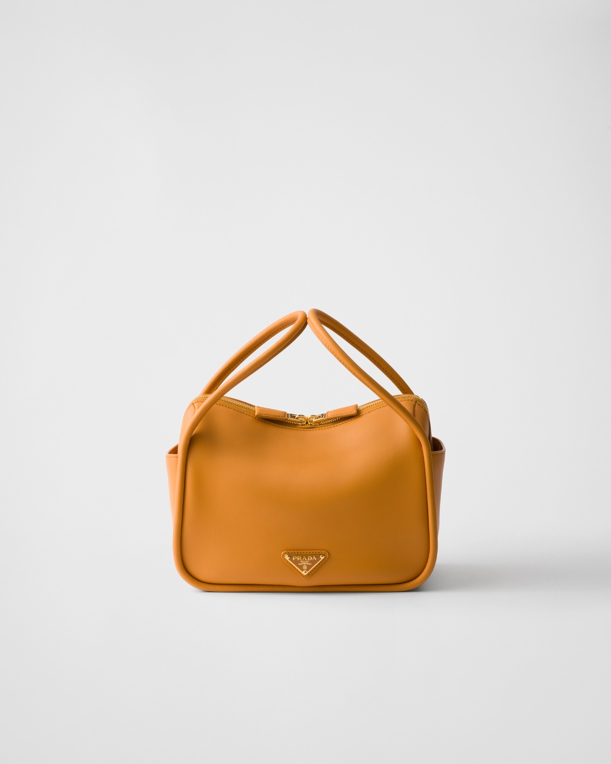 Кожаная сумка Prada Darling Prada, янтарный
Кожаная сумка Prada Darling Prada, янтарный