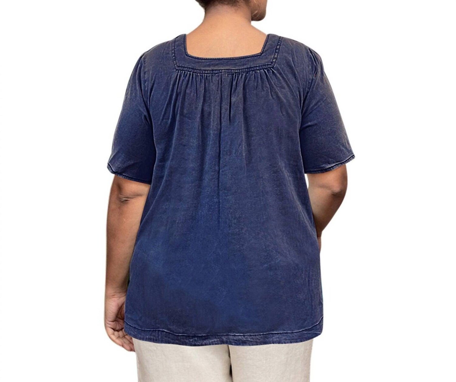 Поп-поверх топ из шамбре с короткими рукавами - Плюс в темном дениме On The Plus Side
Поп-поверх топ из шамбре с короткими рукавами - Плюс в темном дениме On The Plus Side