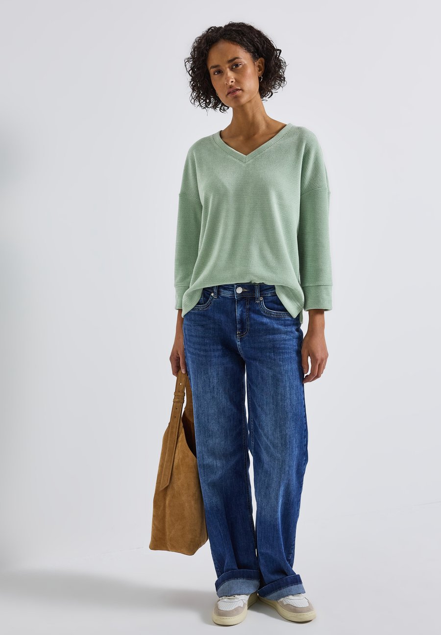 Джемпер Street One KUSCHELIGES V-NECK, Grün/Light Green
Джемпер Street One KUSCHELIGES V-NECK, Grün/Light Green