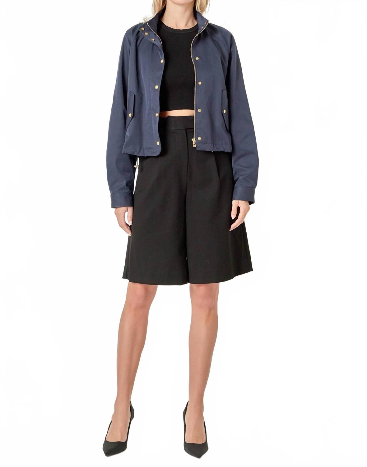 English Factory Легкая куртка-бомбер темно-синего цвета
English Factory Легкая куртка-бомбер темно-синего цвета