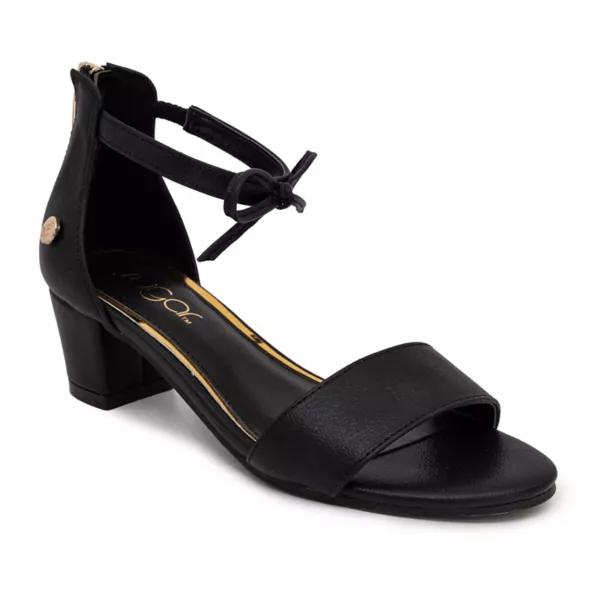 Туфли Elizabeth shimmer для девочек Sugar, черный
Туфли Elizabeth shimmer для девочек Sugar, черный