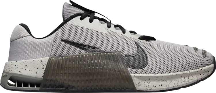 Кроссовки Metcon 9 'Light Iron Ore Flat Pewter', серый
Кроссовки Metcon 9 'Light Iron Ore Flat Pewter', серый