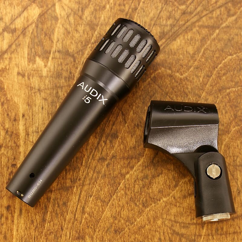 Динамический микрофон Audix i5 Cardioid Dynamic Instrument Microphone
Динамический микрофон Audix i5 Cardioid Dynamic Instrument Microphone