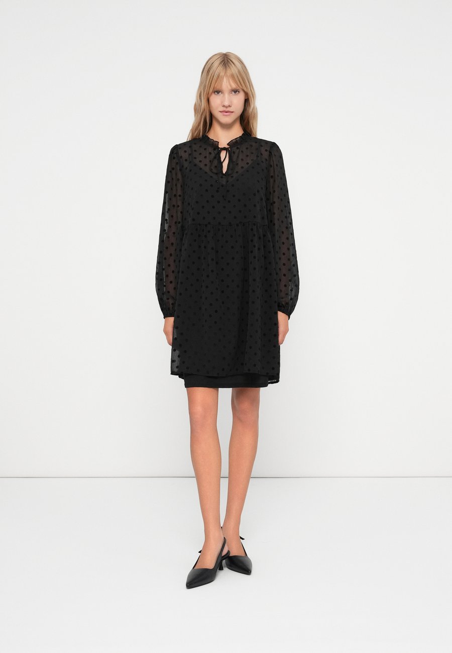 Платье Pieces PCROBERTA SHORT DRESS, Black
Платье Pieces PCROBERTA SHORT DRESS, Black