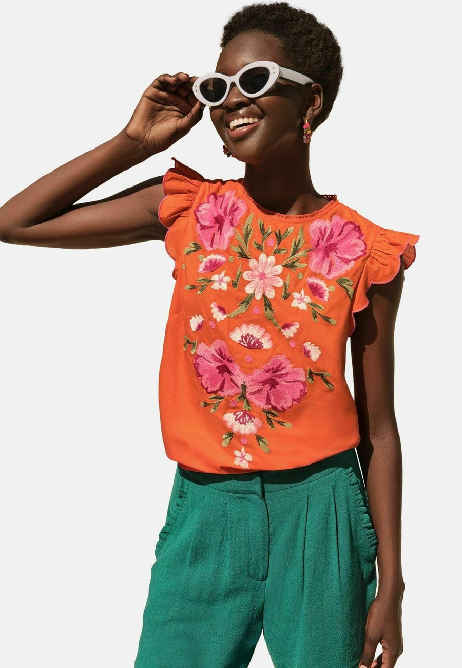 Блуза Love & Roses CREW NECK SHORT SLEEVE EMBROIDERED , Orange
Блуза Love & Roses CREW NECK SHORT SLEEVE EMBROIDERED , Orange