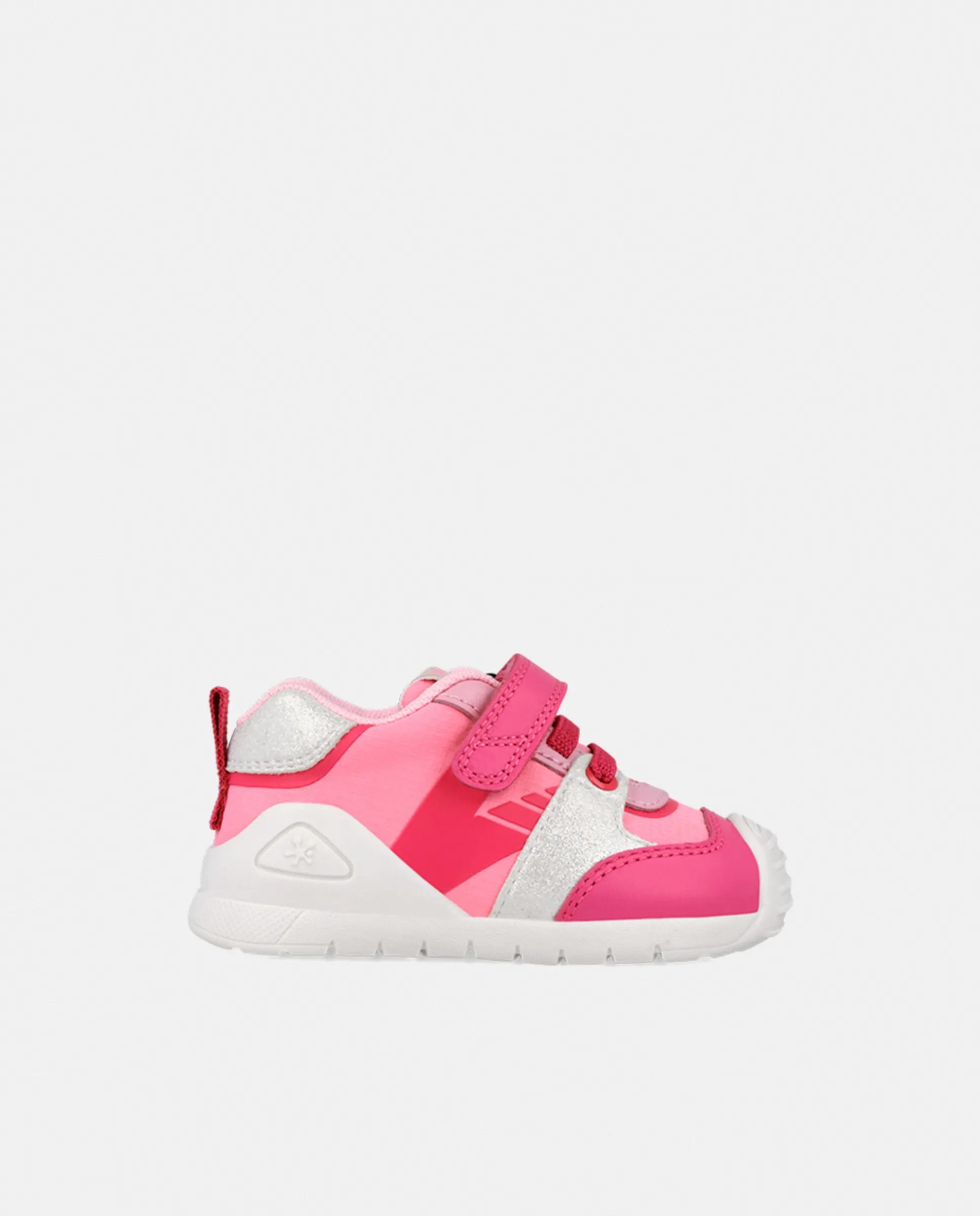 Детские кроссовки на липучках и резинках Biomecanics, фуксия
Детские кроссовки на липучках и резинках Biomecanics, фуксия