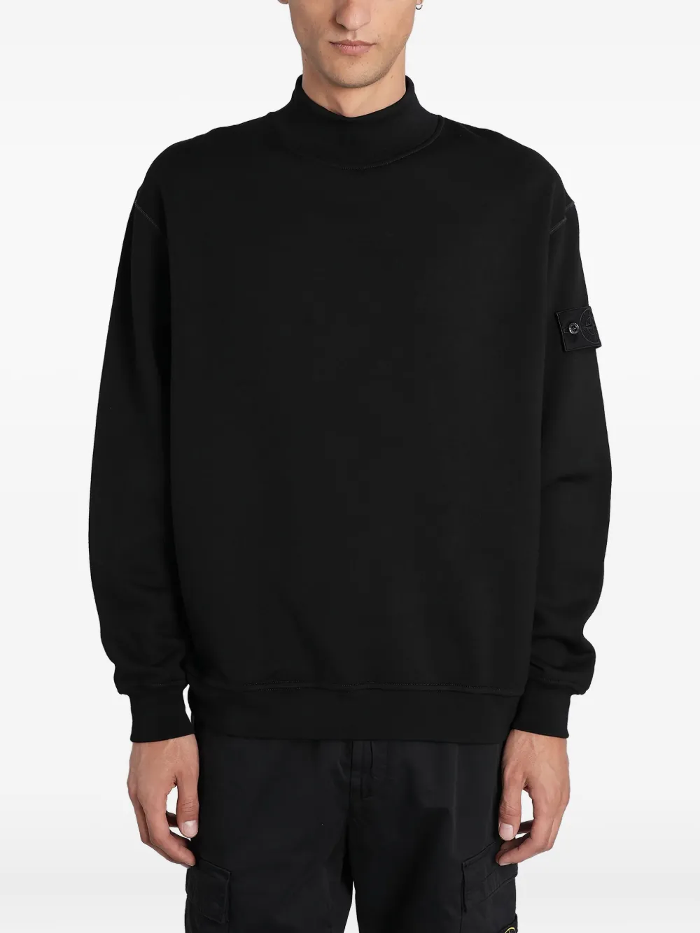 Свитшот с высоким воротником и нашивкой с логотипом Stone Island, черный
Свитшот с высоким воротником и нашивкой с логотипом Stone Island, черный