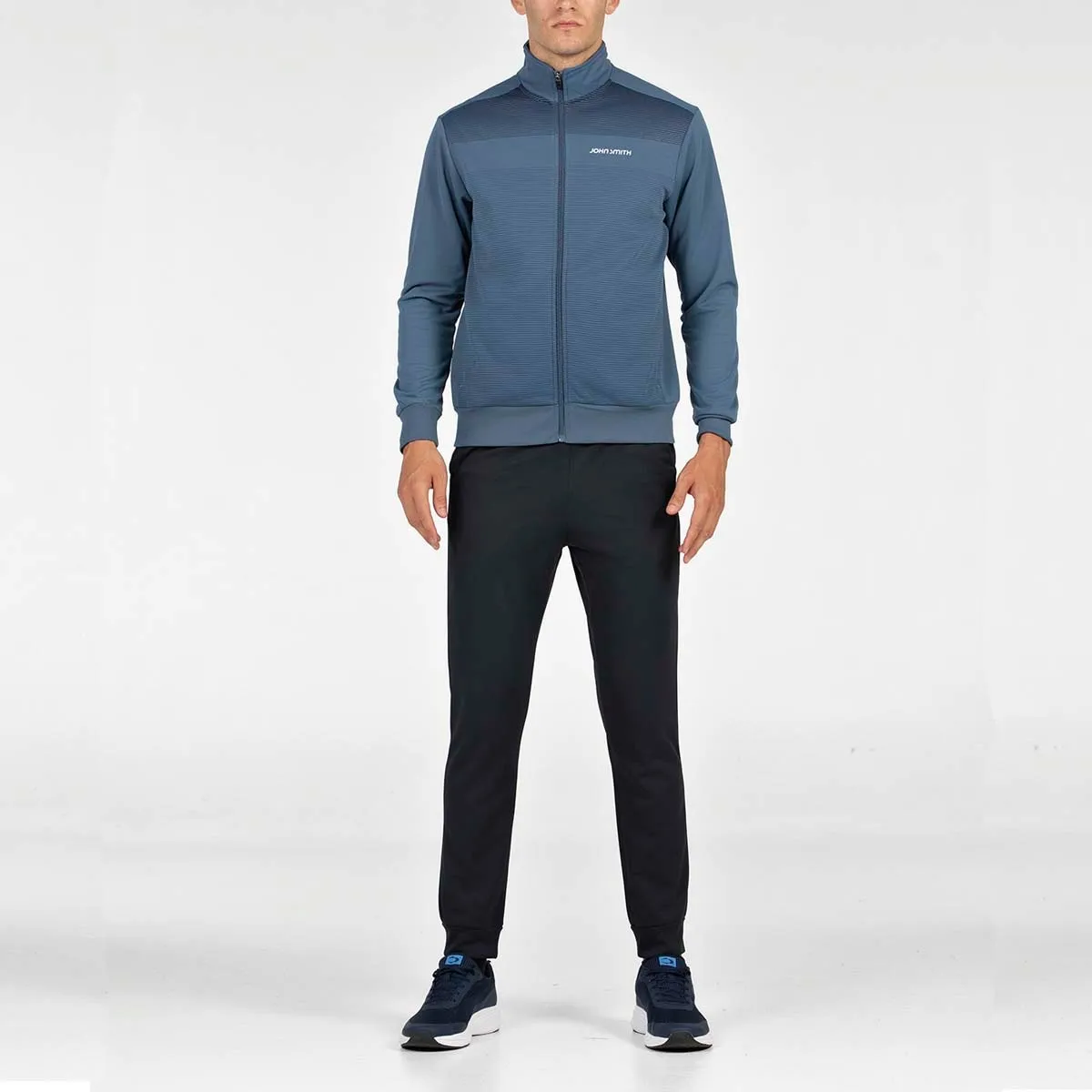 Мужской тренировочный костюм из полиэстера Cauler M John Smith, стальной синий
Мужской тренировочный костюм из полиэстера Cauler M John Smith, стальной синий