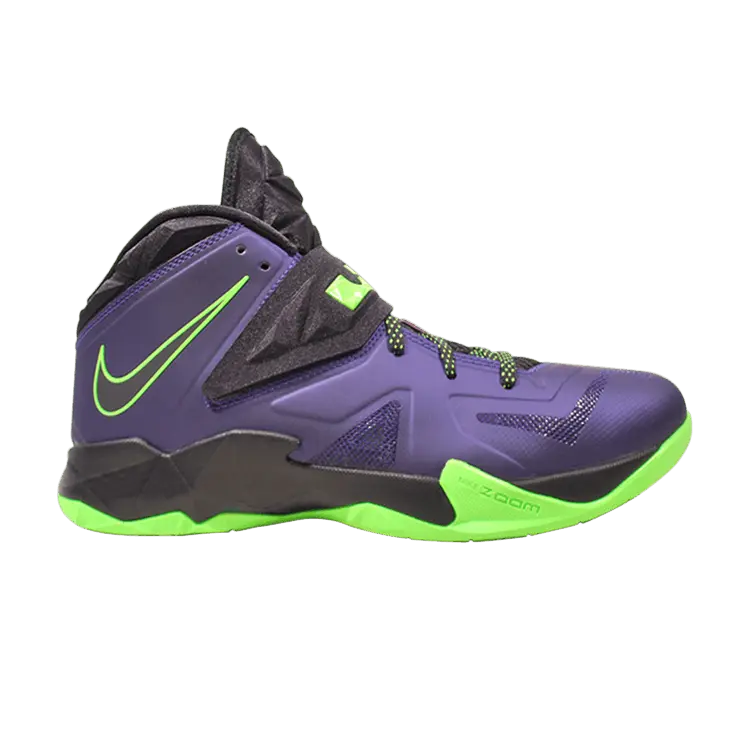 Кроссовки LeBron Zoom Soldier 7, фиолетовый
Кроссовки LeBron Zoom Soldier 7, фиолетовый